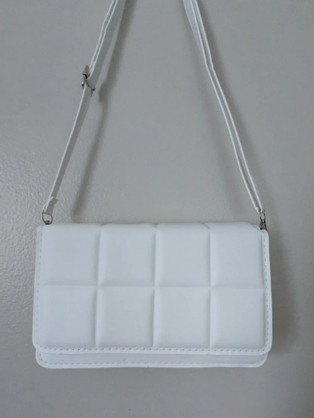White Quilted Mini Crossbody Shoulder Bag Adjustable Summer Modern Faux Leather